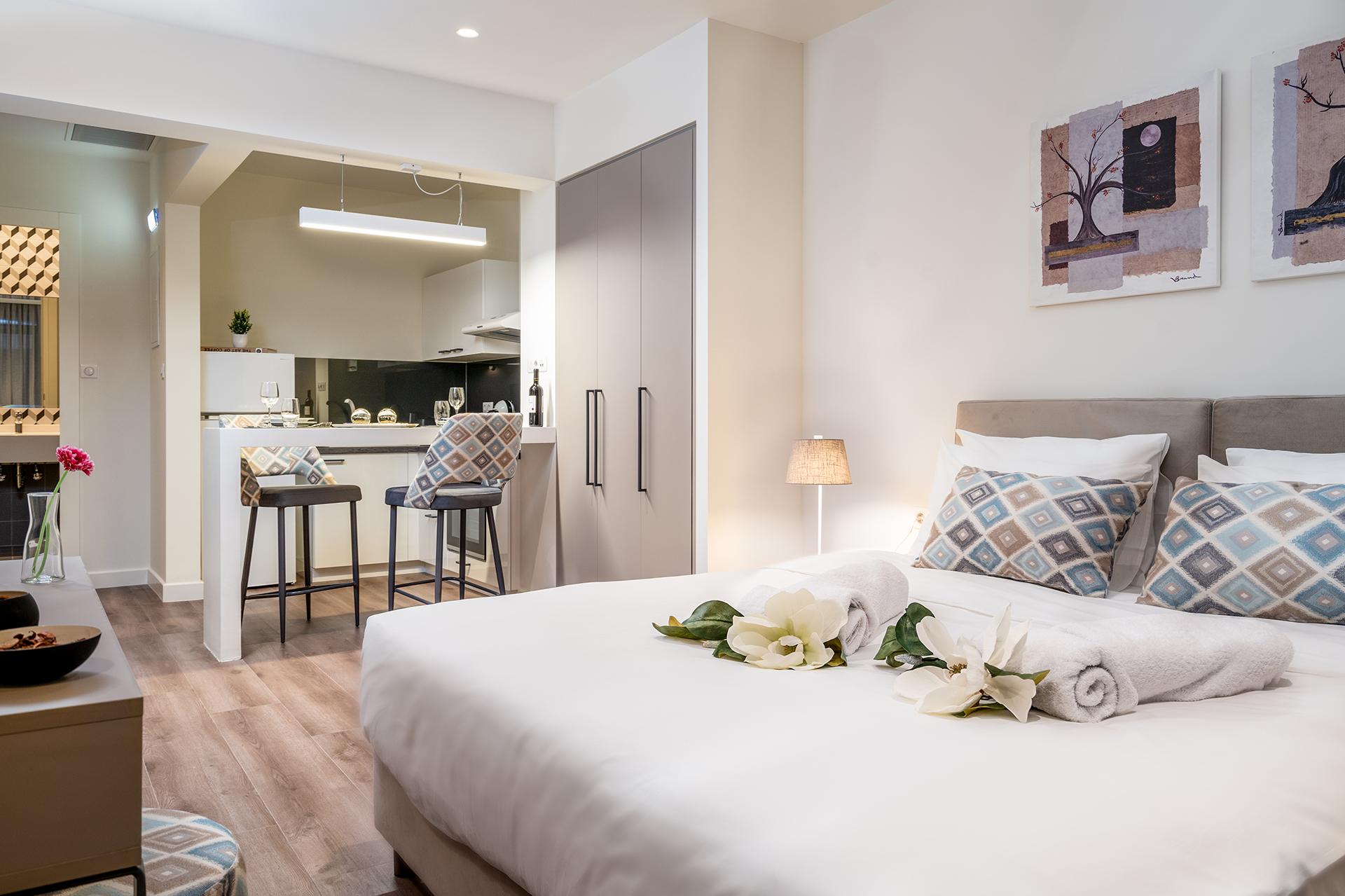 Urban Nest - Suites & Apartments Ateny Zewnętrze zdjęcie